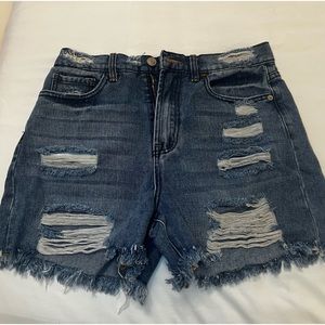 Fashion nova distressed shorts